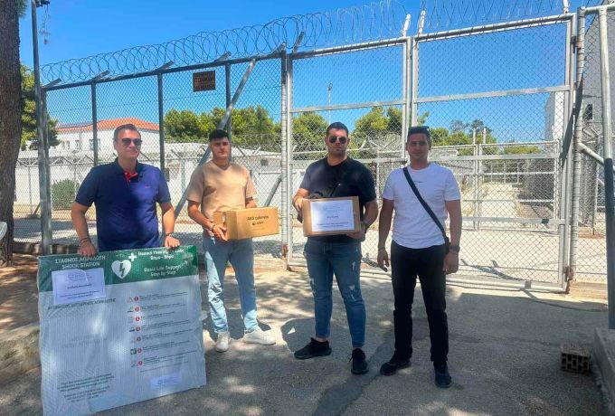 Περιφέρεια Πελοποννήσου: Αυτόματος απινιδωτής στο ΠΡΟΚΕΚΑ Κορίνθου για την ενίσχυση της πρόληψης